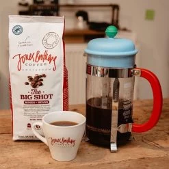Jones Brothers Coffee The Big Shot Koffiebonen - 6 X 500 Gram -Koffiehuis 1200x1200 170